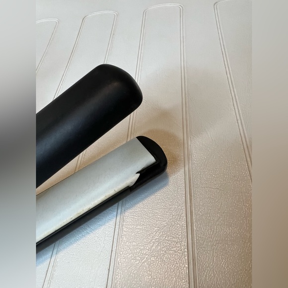 Cricket Hair straightener - Picture 2 of 3